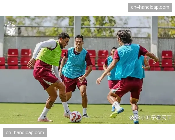 训练方式质疑：多名球员首轮受伤引发对训练强度的讨论